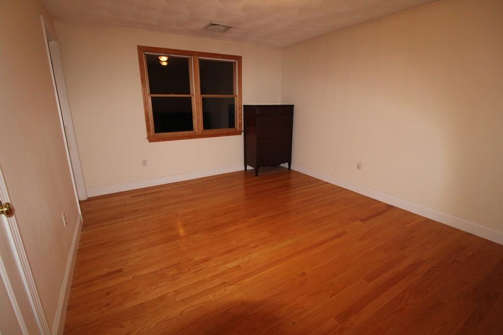 13 Olean Road Burlington, MA 01803 - Photo 8 of 11 Gallery Image 8
