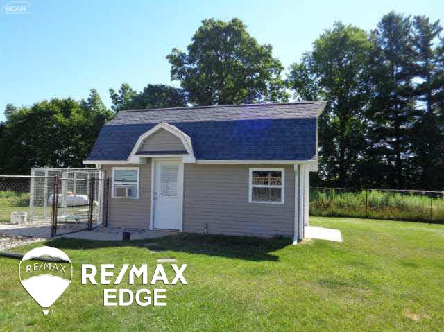 5651 Birch Run Road Millington, MI 48746 - Photo 36 of 47 21195046-35.JPG