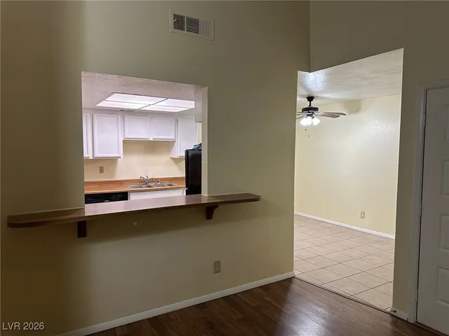 $1,050 | 1602 Justin Court, Unit 1602, Henderson, NV 89011