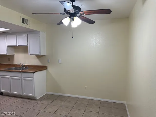 $1,050 | 1602 Justin Court, Unit 1602, Henderson, NV 89011