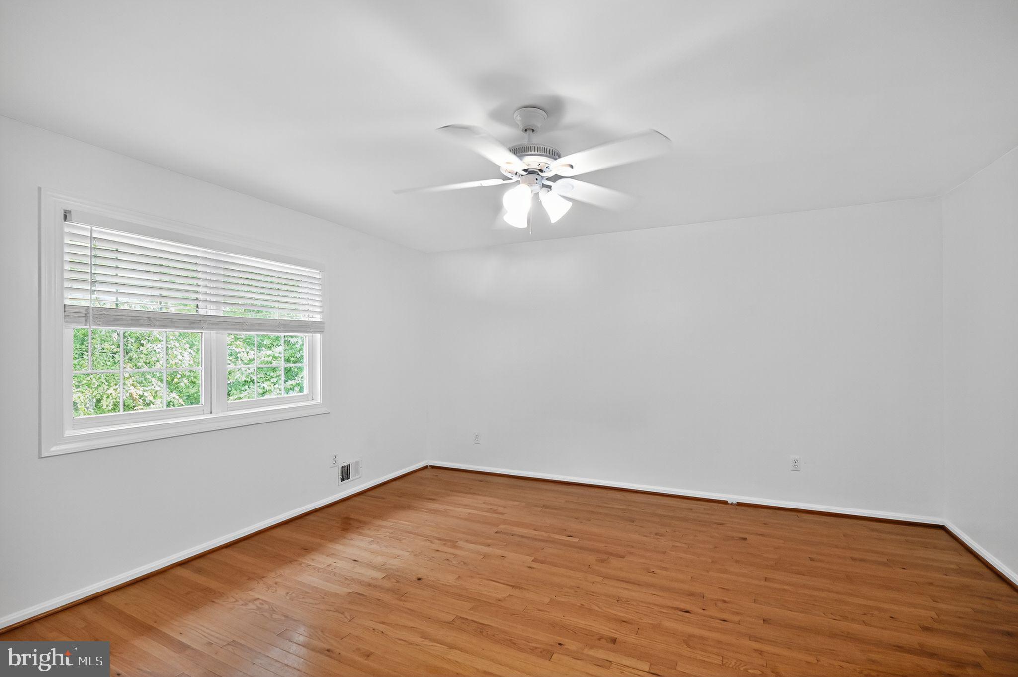 5084 Fairview Lane Broad Run, VA 20137 - Photo 17 of 44 Master Bedroom