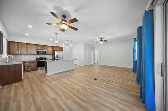 $329,900 | 1688 Littleleaf Boxwood Loop, Mascotte, FL 34753