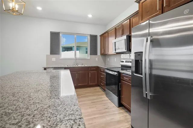 $329,900 | 1688 Littleleaf Boxwood Loop, Mascotte, FL 34753