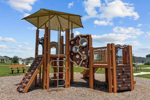 $329,900 | 1688 Littleleaf Boxwood Loop, Mascotte, FL 34753