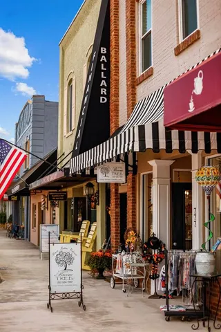 $329,900 | 1688 Littleleaf Boxwood Loop, Mascotte, FL 34753