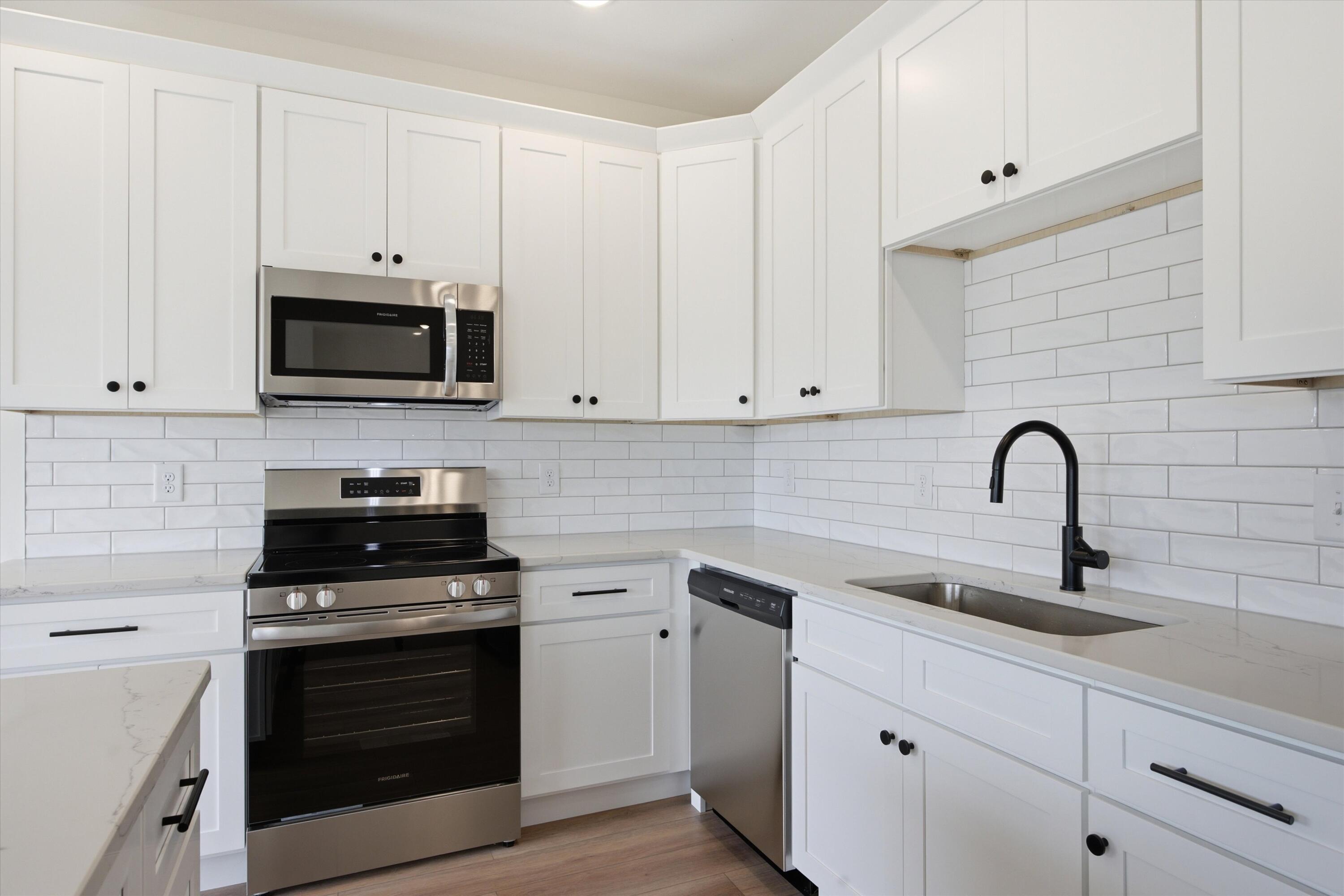 3696 Michigan Ave Road Northeast, Unit 301 Cleveland, TN 37323 - Photo 12 of 27 013-3696Michigan_Unit301-11
