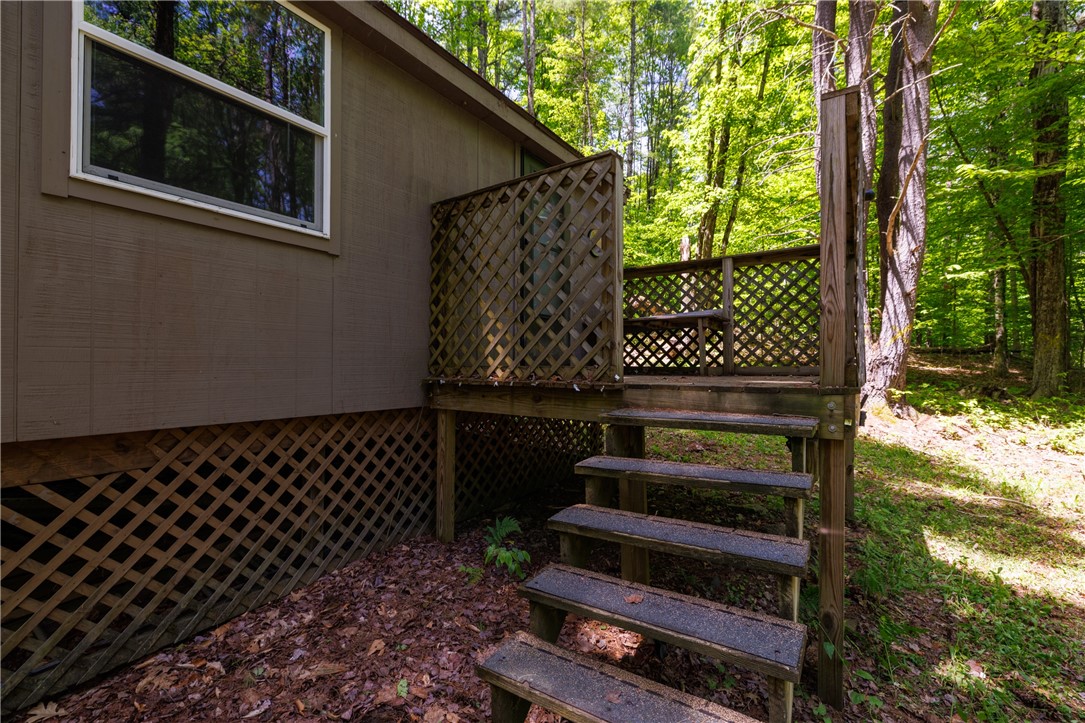 8867 Glenbrook Road Hammondsport, NY 14840 - Photo 2 of 17