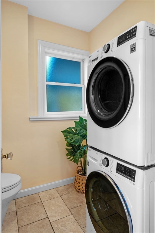 21 Bay View Drive Swampscott, MA 01907 - Photo 22 of 42 a view of a hallway with washer and dryer