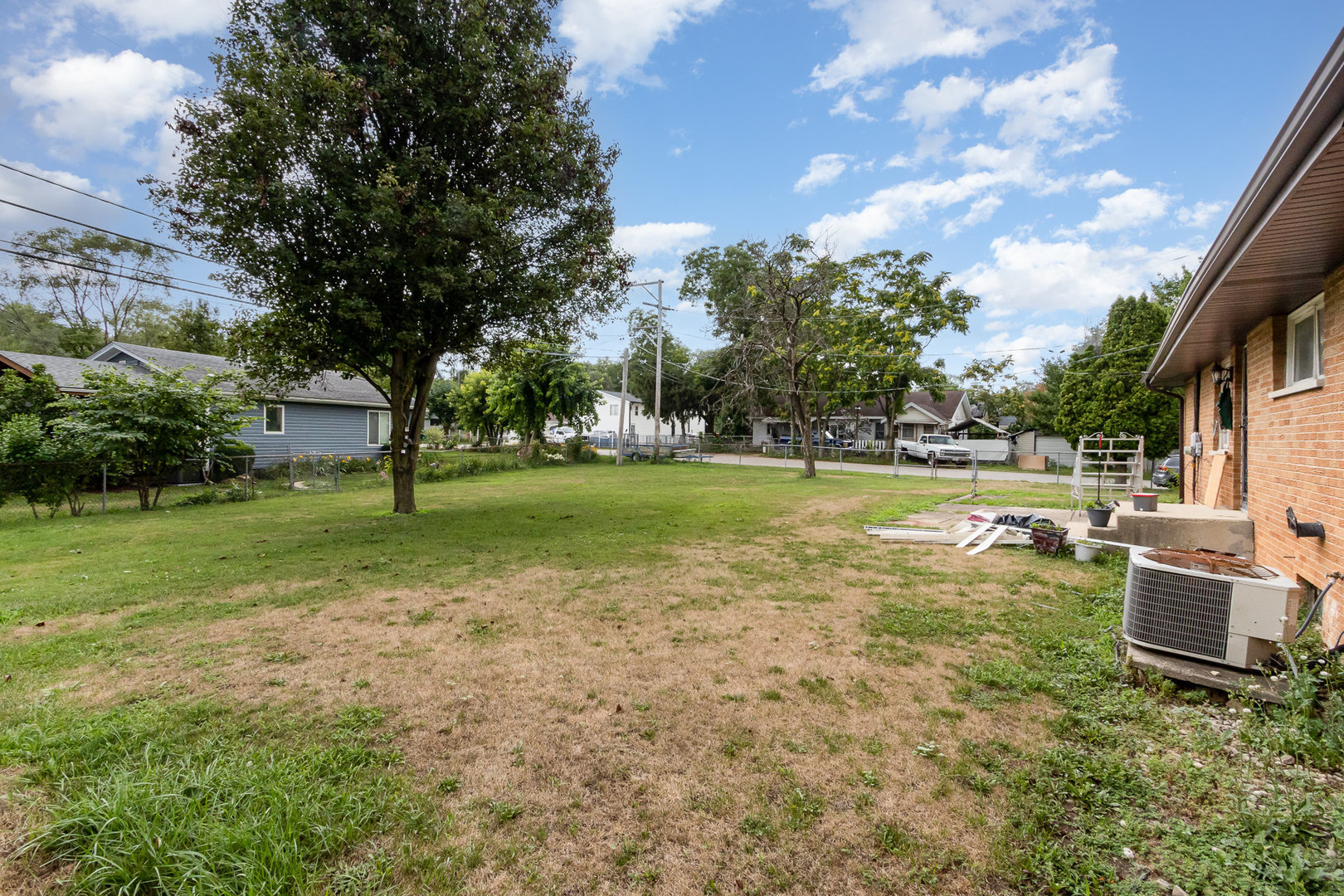636 Patterson Road Joliet, IL 60436 - Photo 14 of 16 a view of a backyard with green space