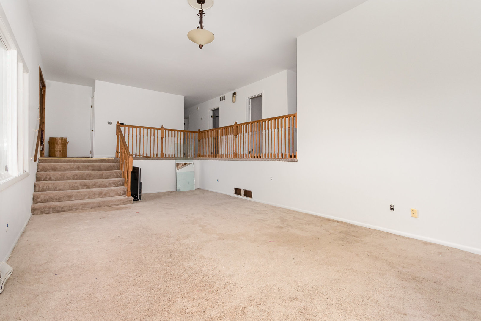 636 Patterson Road Joliet, IL 60436 - Photo 5 of 16 a view of an empty room with a window
