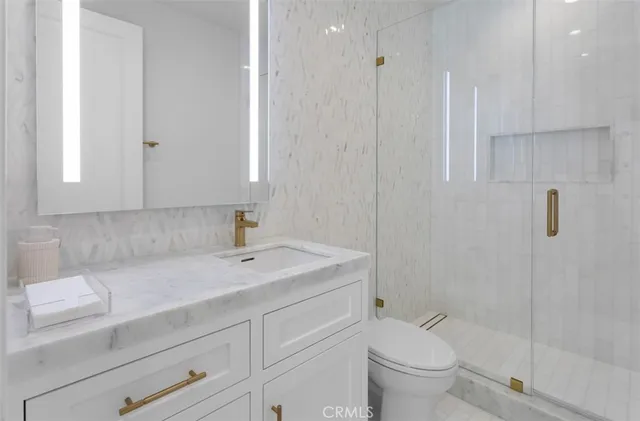 $60,000 | 2401 Bayshore Drive, Newport Beach, CA 92663