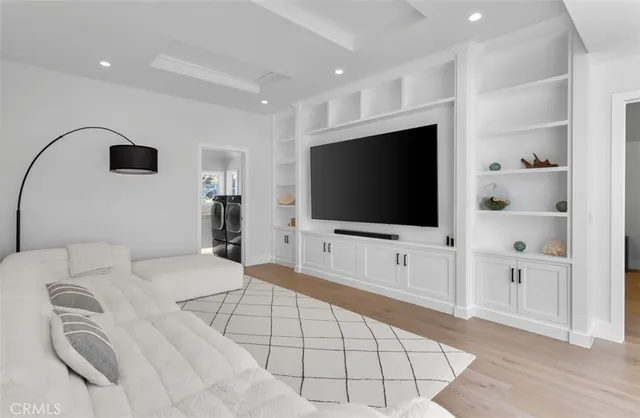 $60,000 | 2401 Bayshore Drive, Newport Beach, CA 92663