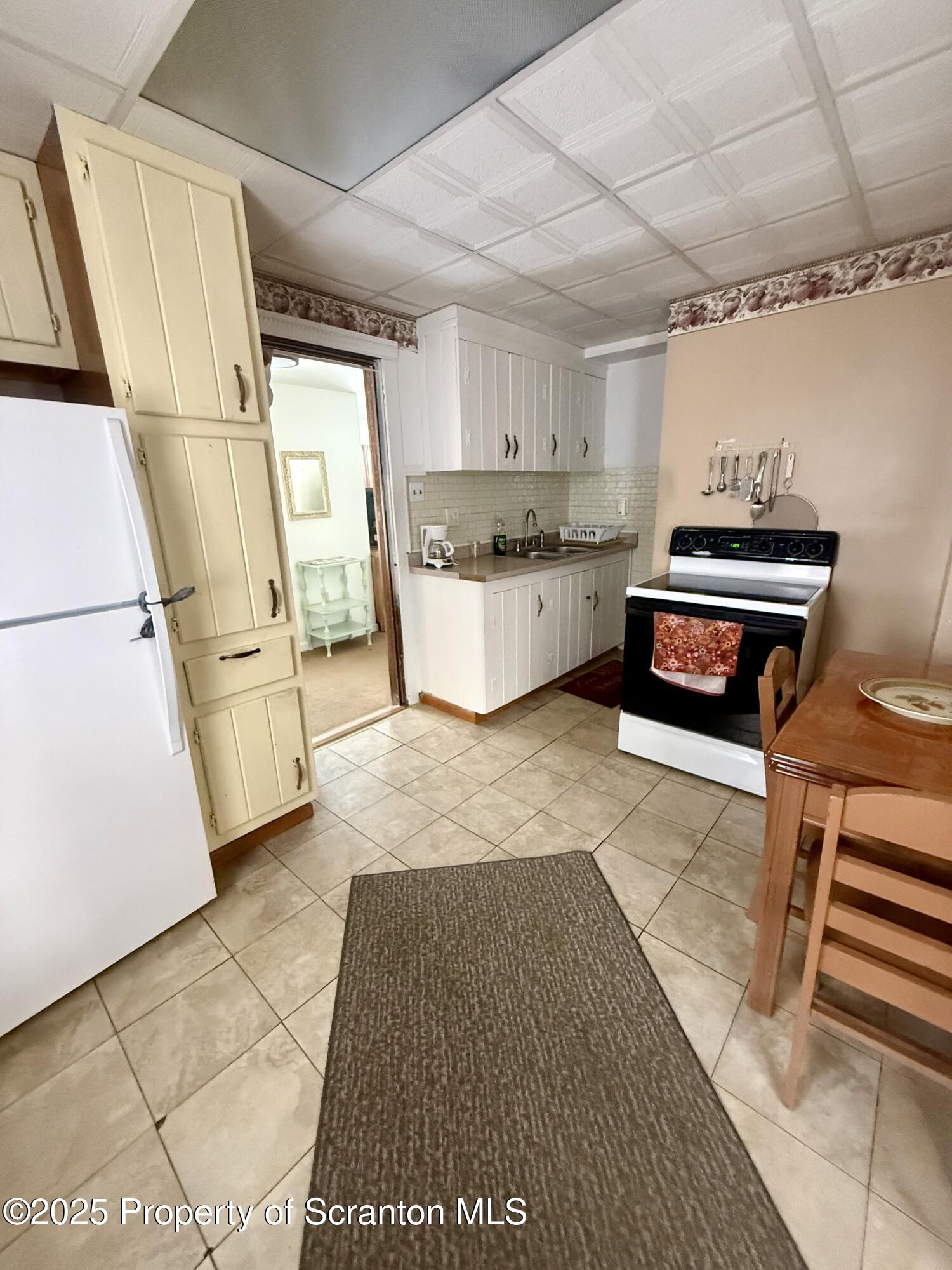 138 South Main Street Archbald, PA 18403 - Photo 13 of 28 IMG_1039