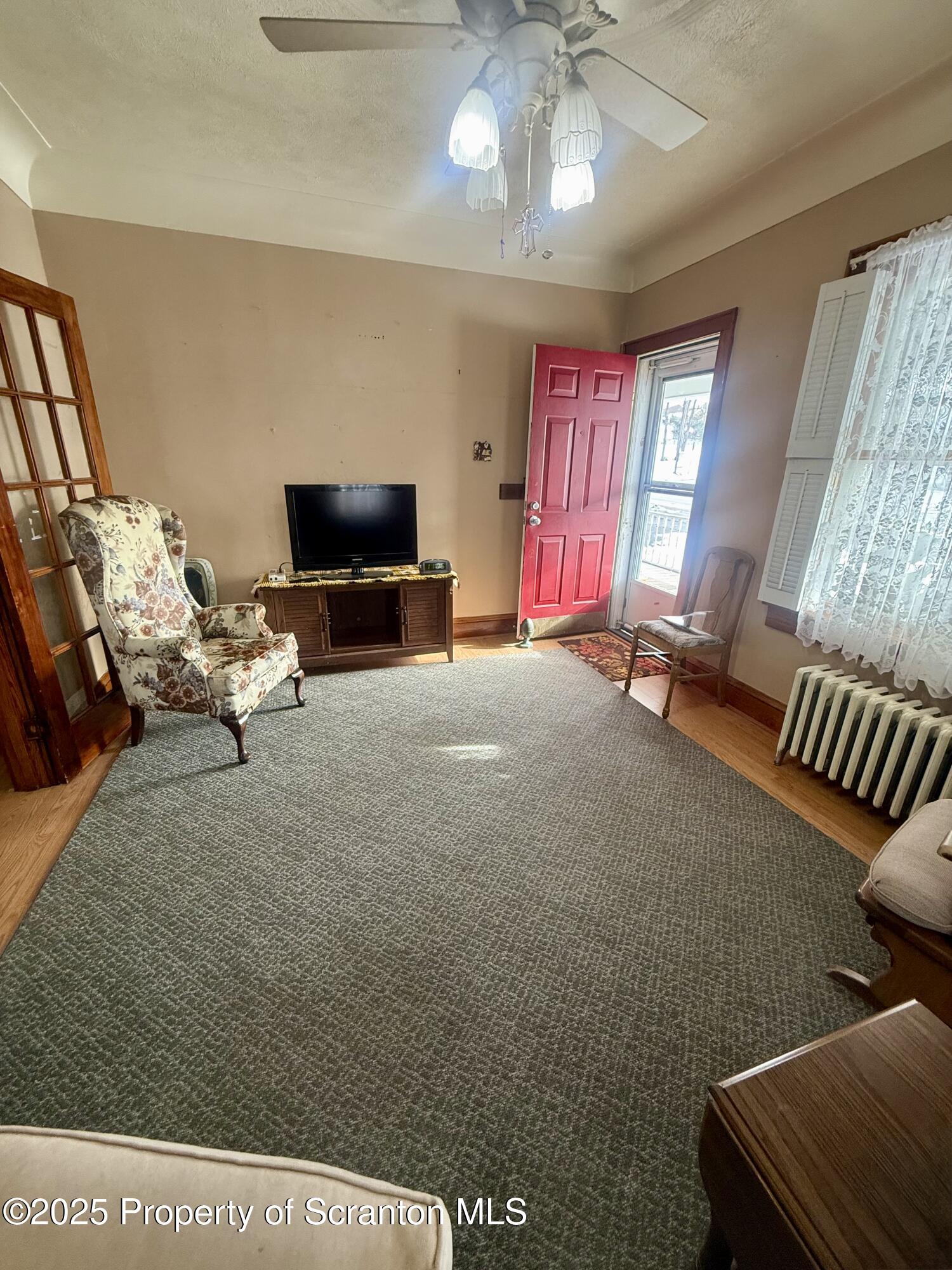 138 South Main Street Archbald, PA 18403 - Photo 10 of 28 IMG_1036