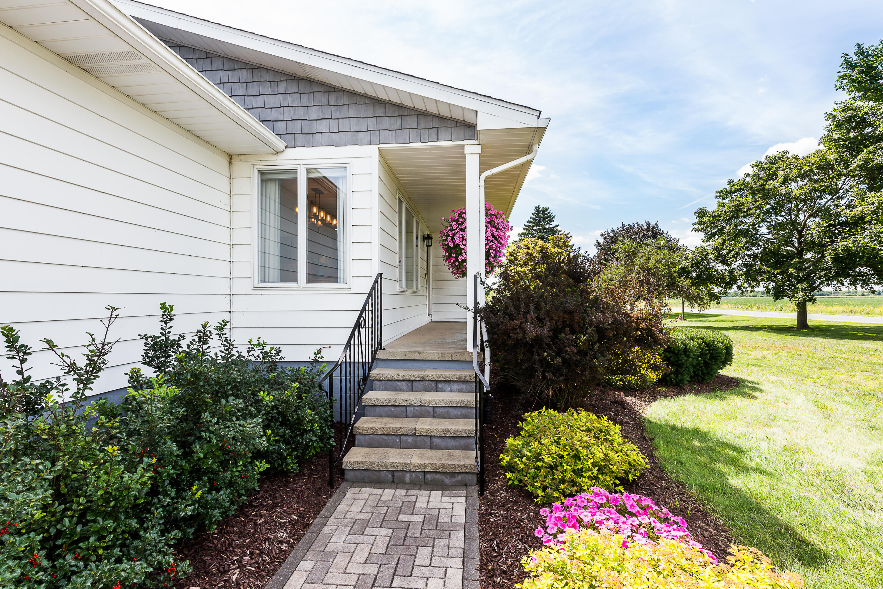 11675 Stony Creek Road Milan, MI 48160 - Photo 5 of 70 DSC_1892