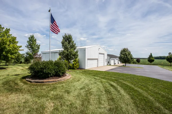 $559,900 | 11675 Stony Creek Road, Milan, MI 48160