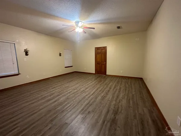 $2,350 | 8316 Antioch Court, Pensacola, FL 32534