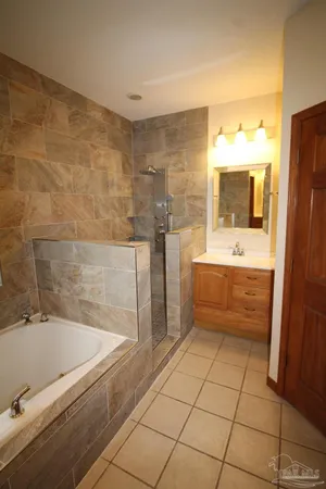 $2,350 | 8316 Antioch Court, Pensacola, FL 32534