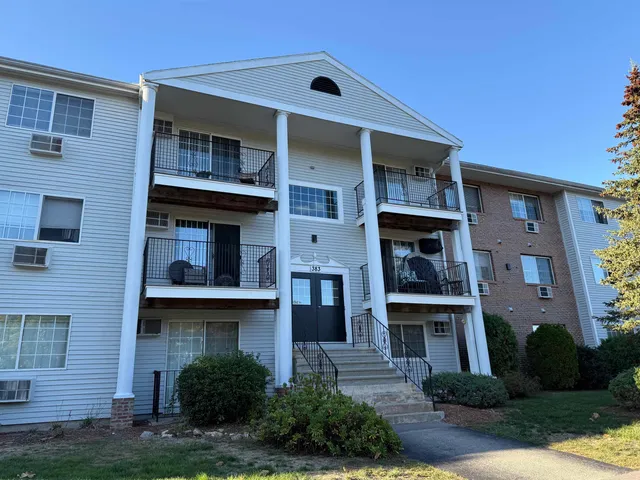 $1,708 | 383 Huse Road, Unit 5, Manchester, NH 03103