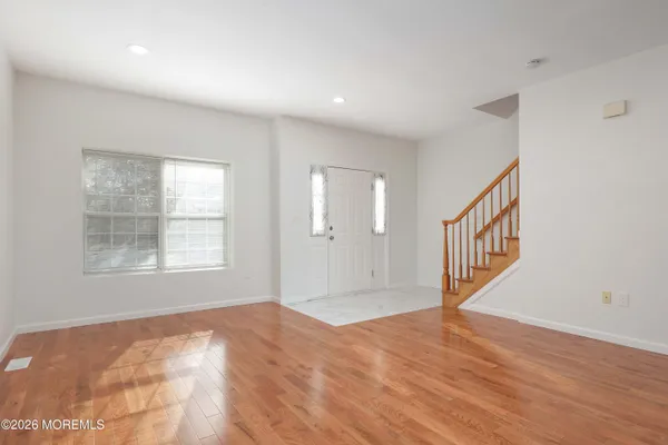 $3,250 | 154 Yarmouth Court, Unit 52, Holmdel, NJ 07733