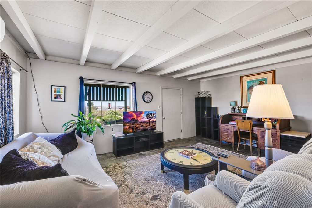 56011 Mira Street Yucca Valley, CA 92284 - Photo 45 of 71