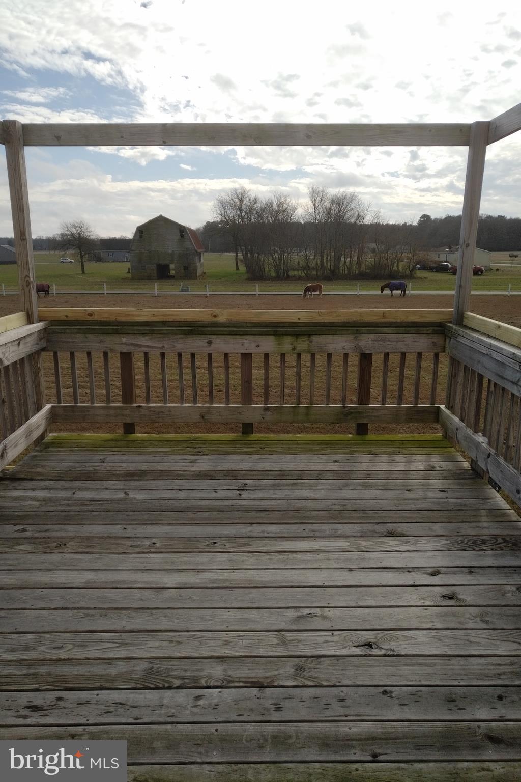 18921 Atlanta Road Bridgeville, DE 19933 - Photo 16 of 22 Upstairs deck