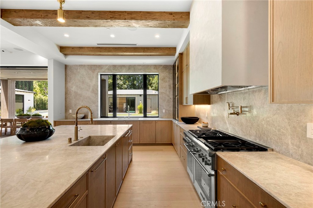 5421 Bothwell Road Tarzana, CA 91356 - Photo 35 of 145