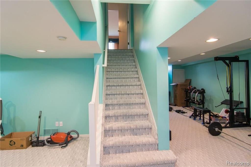 42571 Wimbleton Way Novi, MI 48377 - Photo 43 of 52