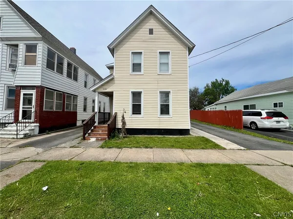 $264,900 | 1018 Morris Street, Utica, NY 13501