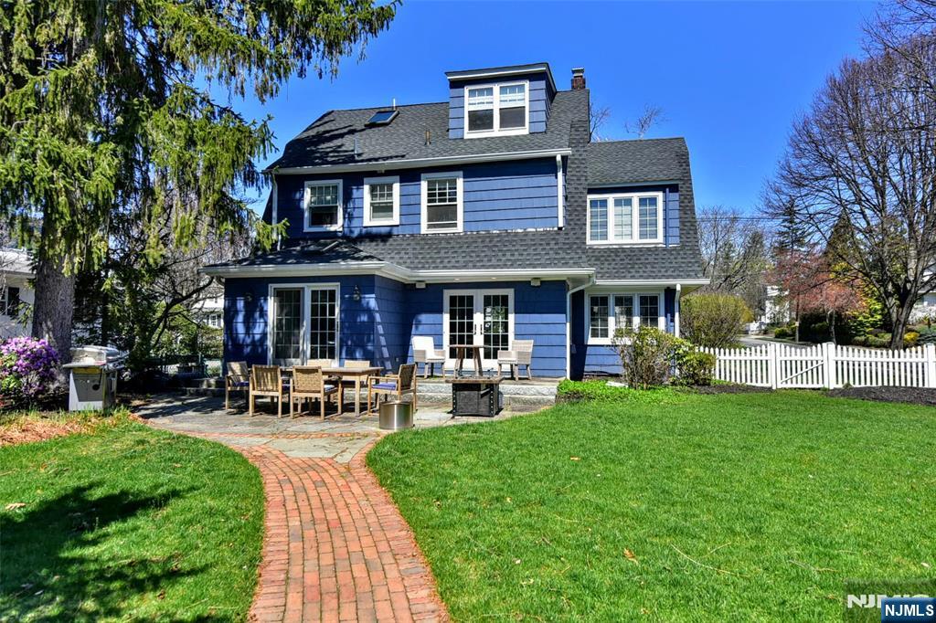 352 Fairway Road Ridgewood, NJ 07450 - Photo 25 of 33