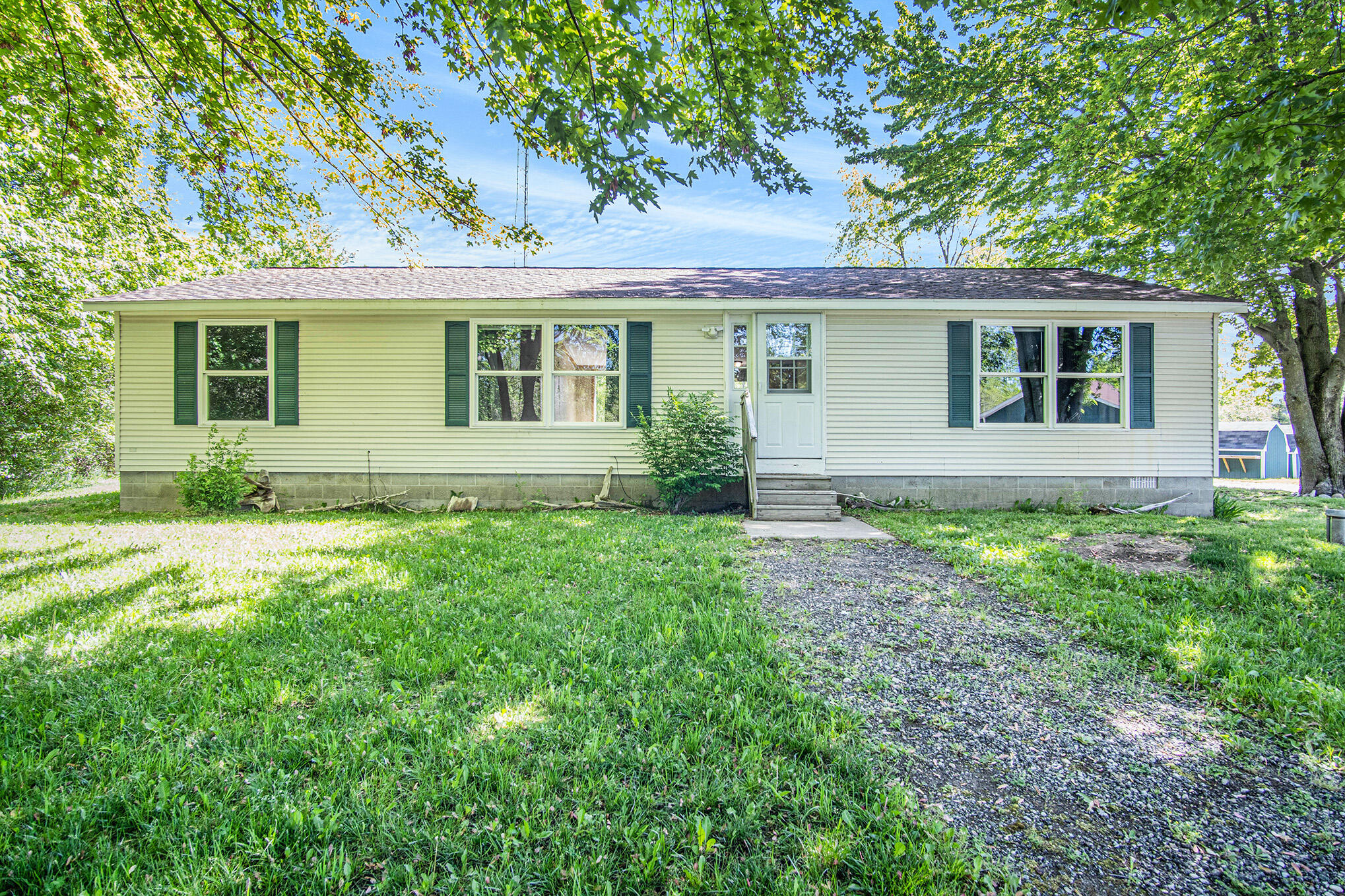 1240 North Tuttle Road Custer, MI 49405 - Photo 1 of 5 DSC00102