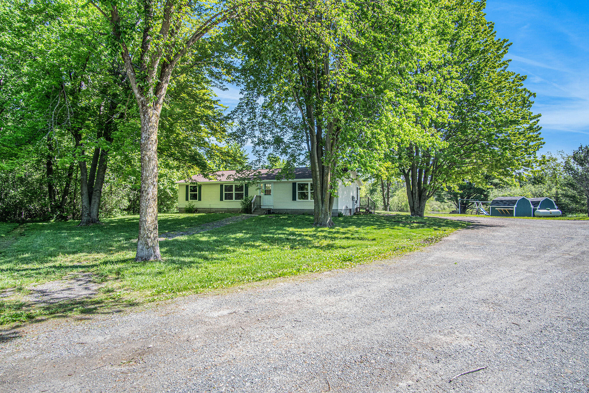 1240 North Tuttle Road Custer, MI 49405 - Photo 3 of 5 DSC00101