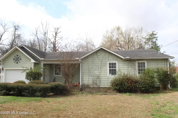 $134,900 | 1205 Wright Street, Greenwood, MS 38930