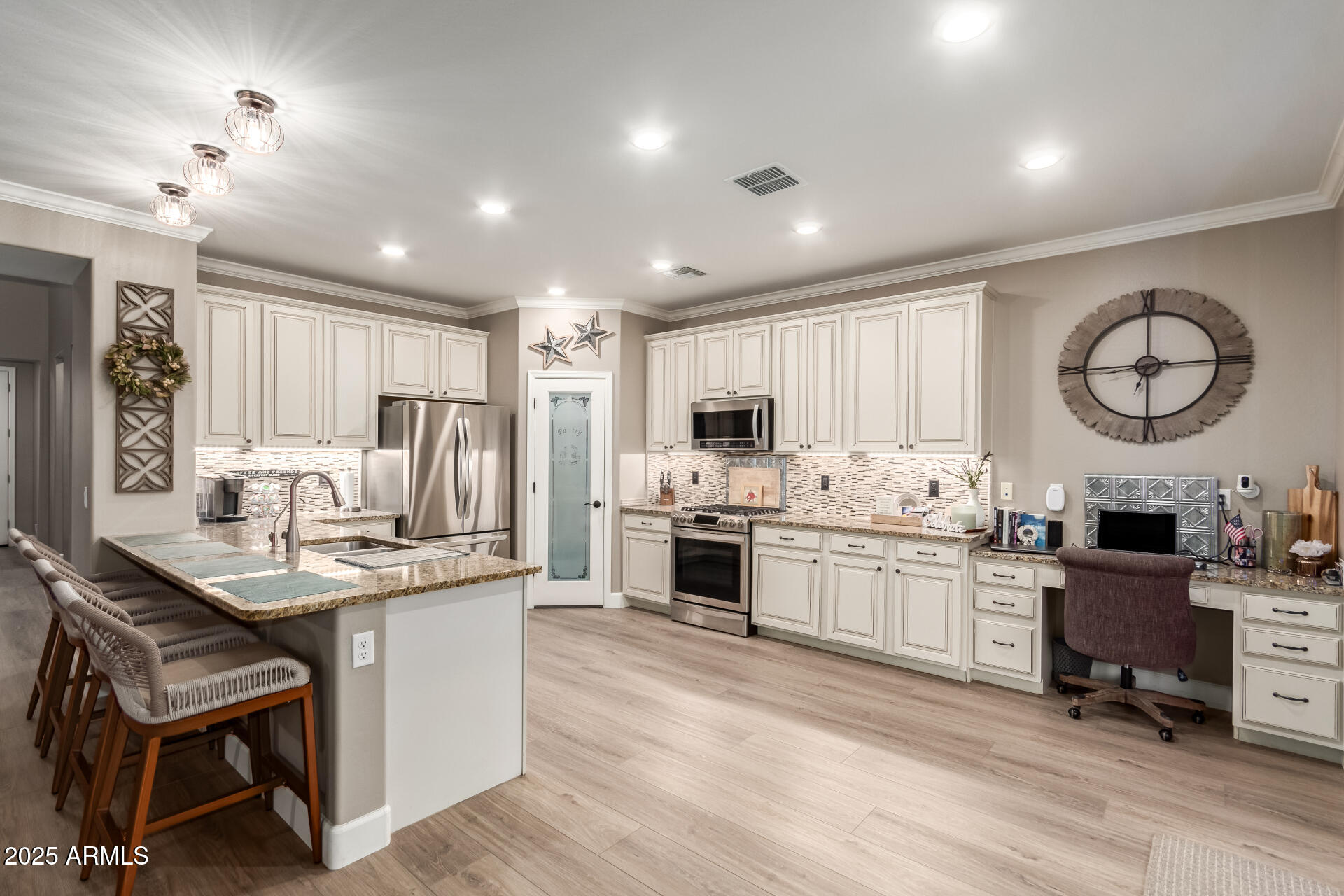 1179 East Regent Drive Gilbert, AZ 85298 - Photo 10 of 74 19 Regent