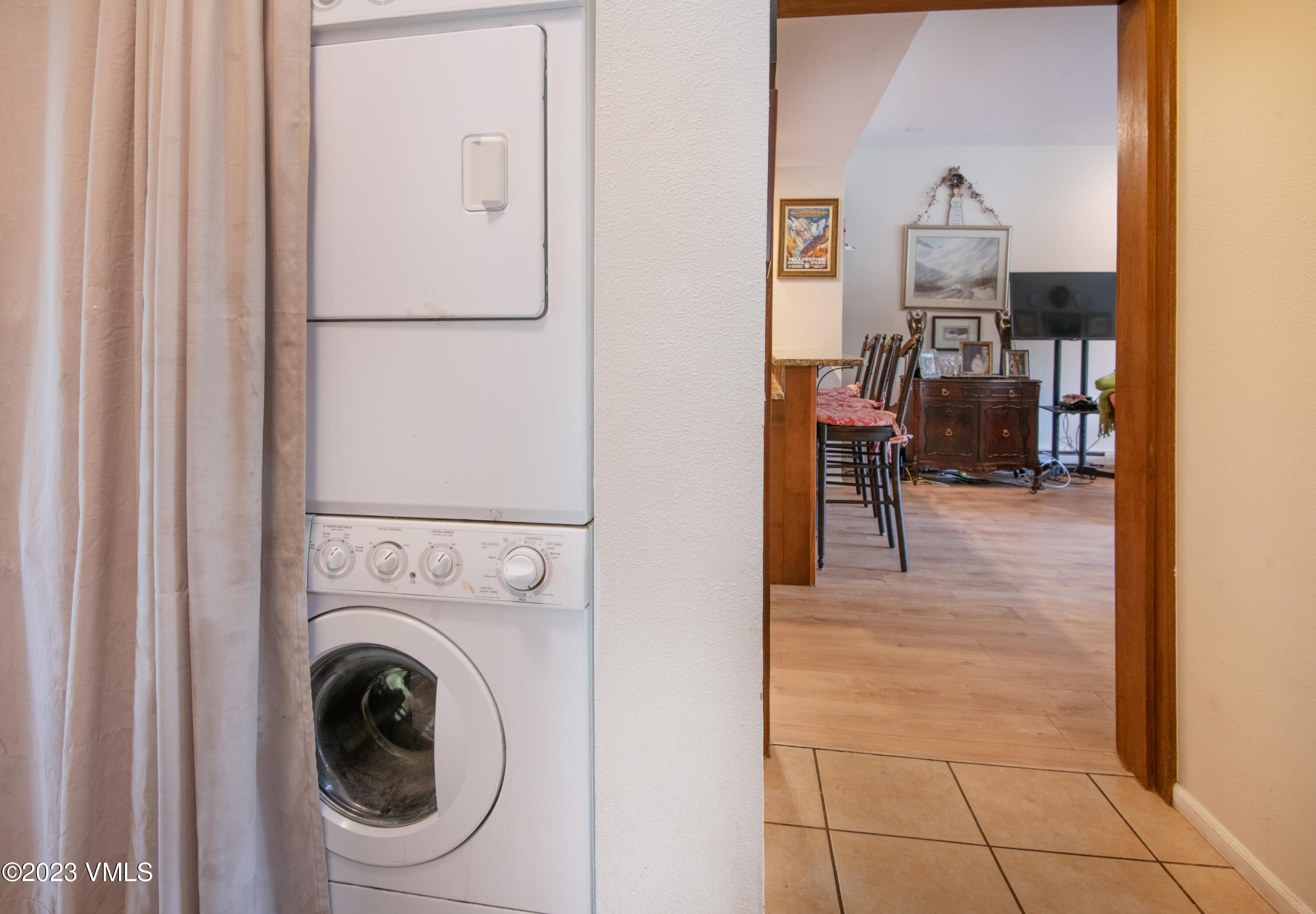 39377 Highway 6, Unit E205 Eagle Vail, CO 81620 - Photo 15 of 40 a view of kitchen