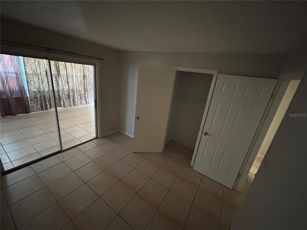 21696 Southwest Raintree Street Dunnellon, FL 34431 - Photo 25 of 35 a view of a garage