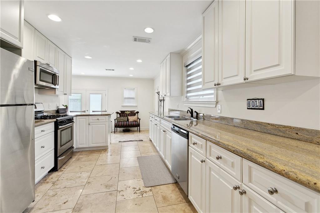 1213 Haring Road Metairie, LA 70001 - Photo 8 of 17 Gallery Image 8