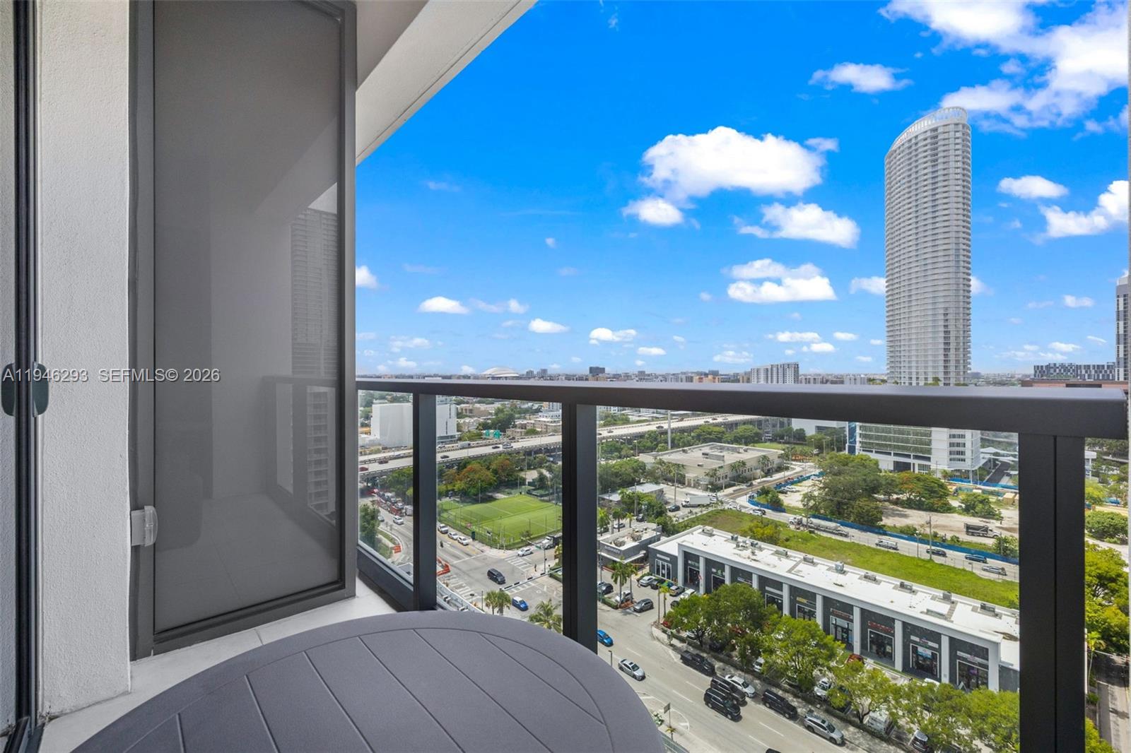 239 Southwest 9th Street, Unit 1604 Miami, FL 33130 - Photo 28 of 30
