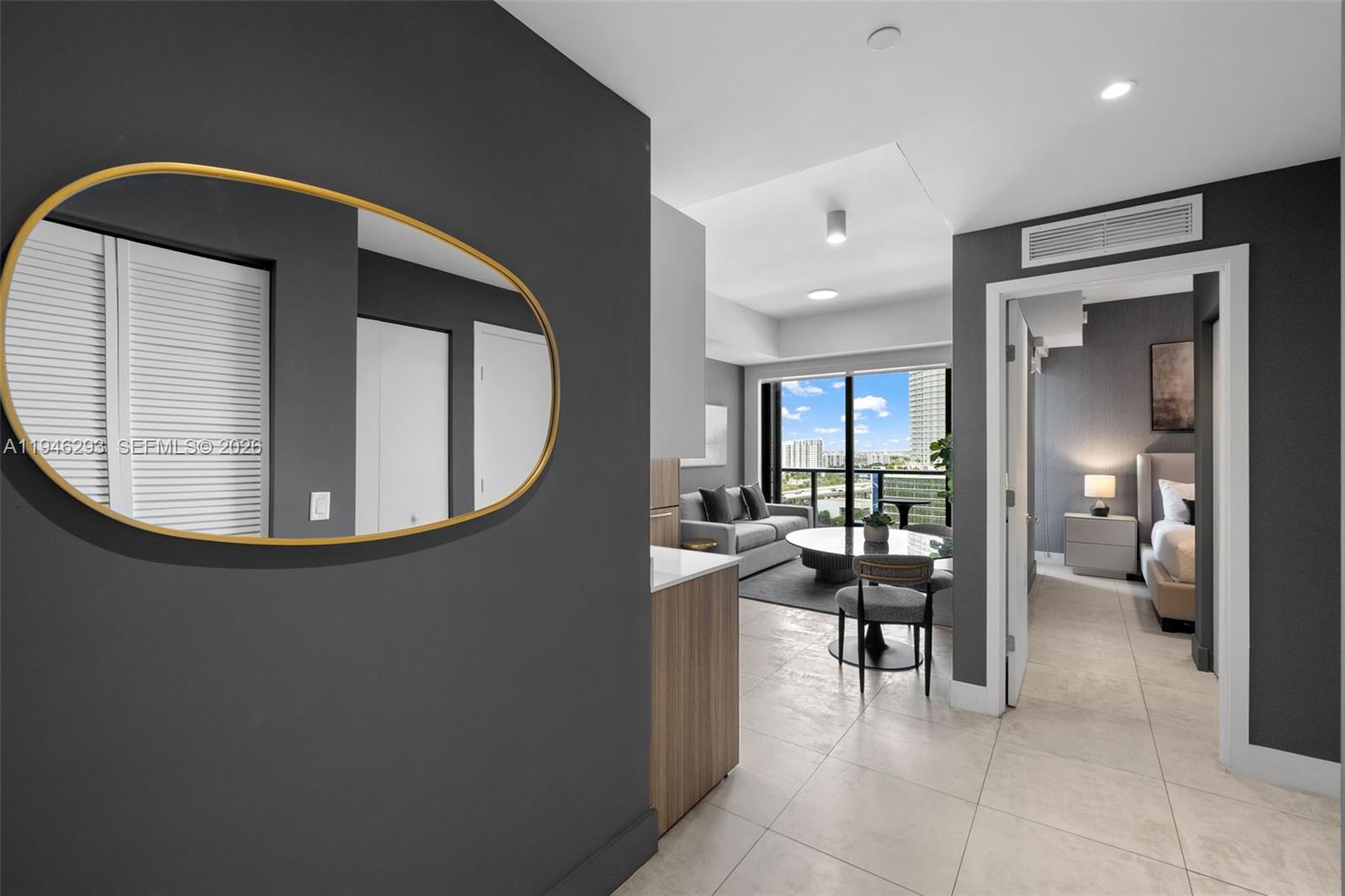 239 Southwest 9th Street, Unit 1604 Miami, FL 33130 - Photo 3 of 30