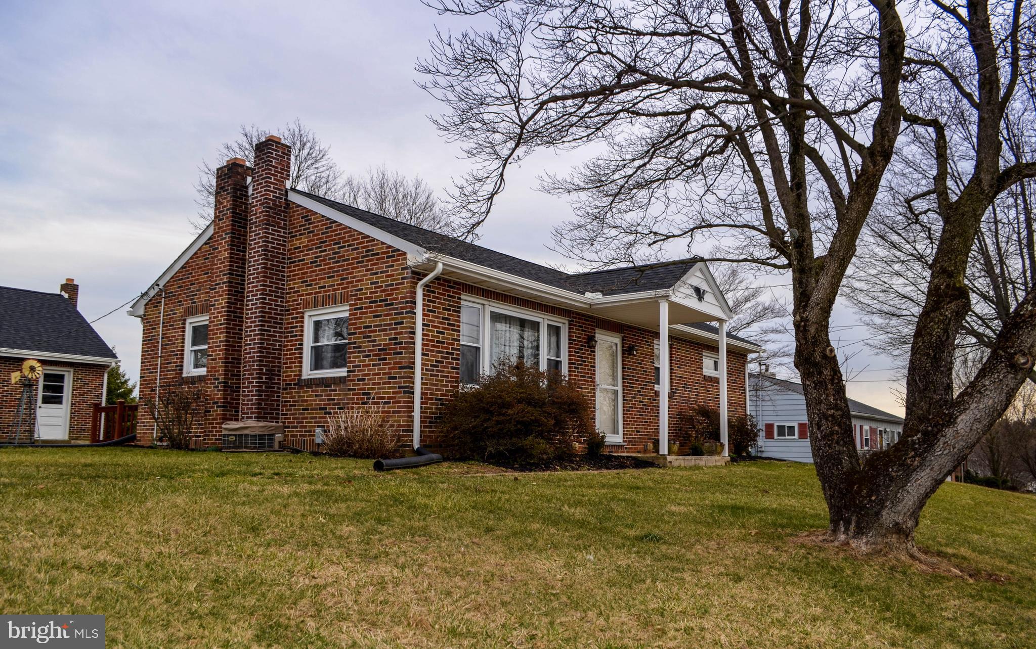 840 Manor Road Windsor, PA 17366 - Photo 3 of 26