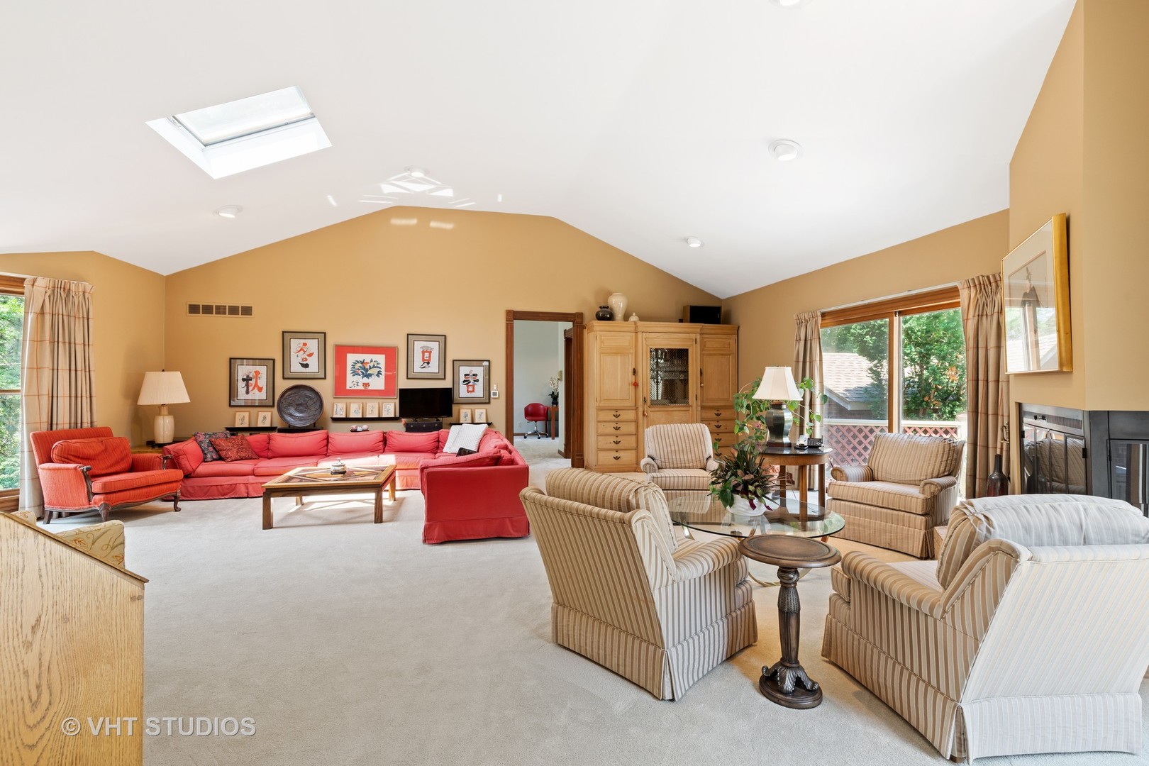 53 North Cowley Road Riverside, IL 60546 - Photo 4 of 27