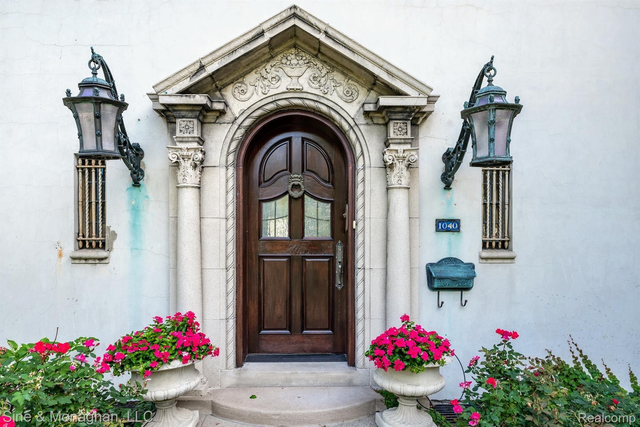1040 Devonshire Road Grosse Pointe, MI 48230 - Photo 78 of 95 DSC_3816.jpg