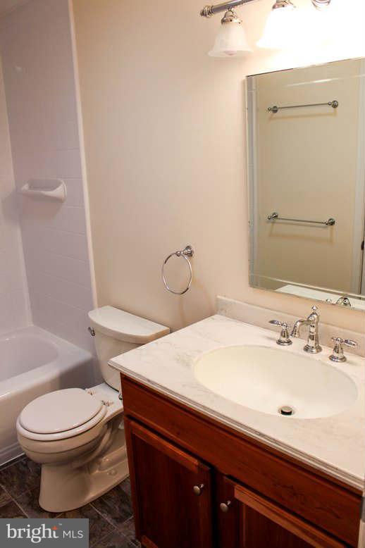 12422 Ridge Road Lusby, MD 20657 - Photo 7 of 15 Interior (General)