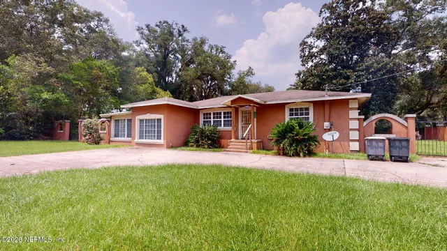 $2,150 | 8229 Hogan Road, Jacksonville, FL 32216