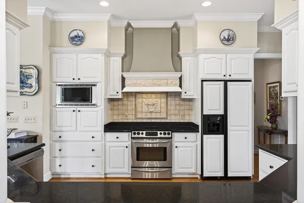 $985,000 | 185 Earles Fort Road, Landrum, SC 29356