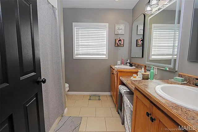 $189,900 | 102 Caroline Drive, Oran, MO 63771