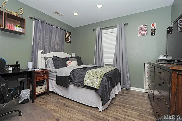 $189,900 | 102 Caroline Drive, Oran, MO 63771