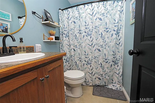 $189,900 | 102 Caroline Drive, Oran, MO 63771