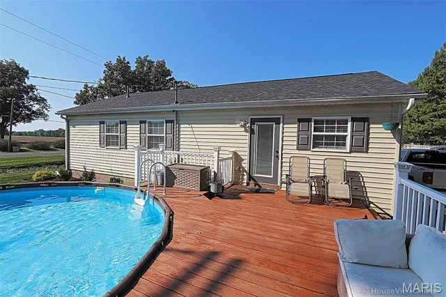 $189,900 | 102 Caroline Drive, Oran, MO 63771