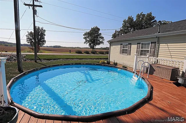 $189,900 | 102 Caroline Drive, Oran, MO 63771